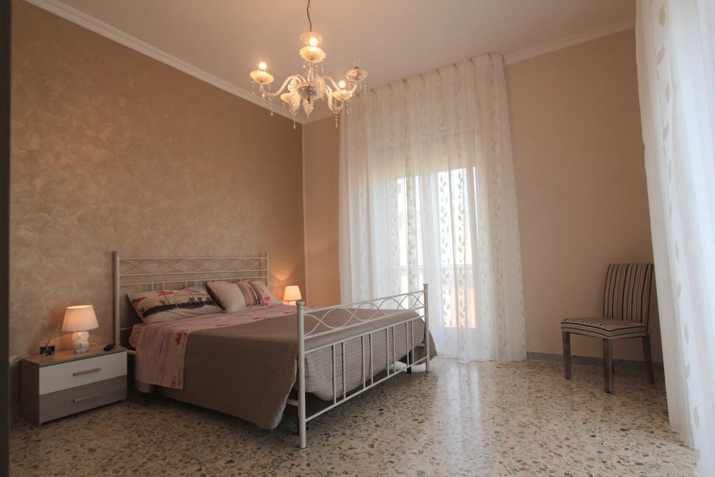 La Casa Del Cuore Appartamento Monopoli Esterno foto